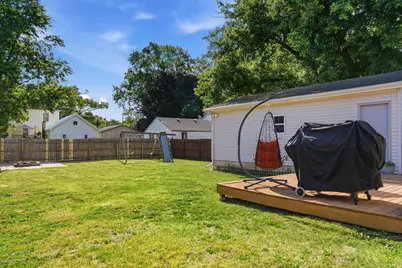 326 Logan Avenue, Dixon, IL 61021 - Photo 8