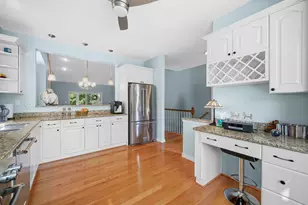 720 Viewpointe Dr, Saint Charles, IL 60174 - Photo 4
