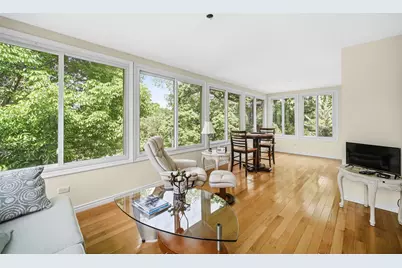 720 Viewpointe Drive, Saint Charles, IL 60174 - Photo 10