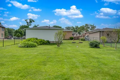 9020 Nashville Avenue, Oak Lawn, IL 60453 - Photo 6