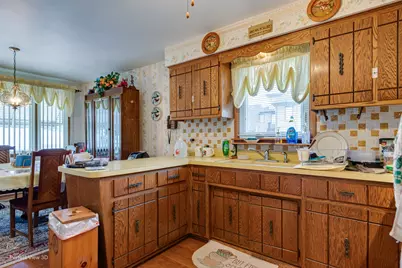 9020 Nashville Avenue, Oak Lawn, IL 60453 - Photo 10
