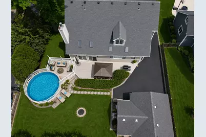 323 N Pleasant Road, Lake Zurich, IL 60047 - Photo 2