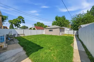 1509 S 59th Ct, Cicero, IL 60804 - Photo 16