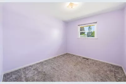 498 Gilbert Drive, Wood Dale, IL 60191 - Photo 12