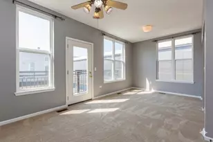 3238 N Kilbourn Ave, Chicago, IL 60641 - Photo 10