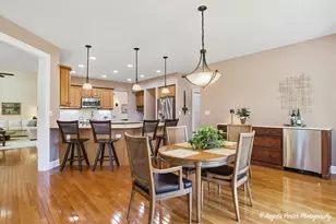6712 Burning Tree Cir, McHenry, IL 60050 - Photo 14