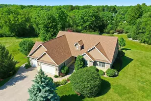6712 Burning Tree Cir, McHenry, IL 60050 - Photo 2