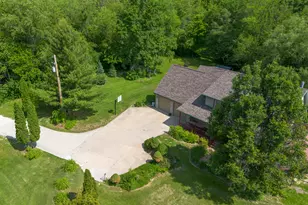 951 26th St, Lasalle, IL 61301 - Photo 12