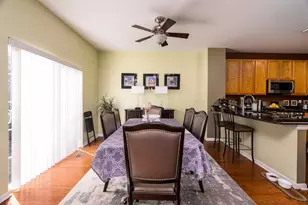 749 Dillon Ct, Grayslake, IL 60030 - Photo 10