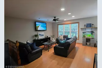 110 E Burr Oak Drive, Arlington Heights, IL 60004 - Photo 4