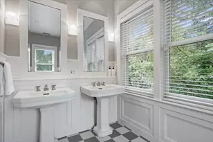 [Address not provided], Kenilworth, IL 60043 - Photo 28