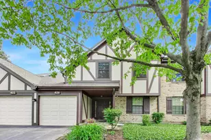 426 Elizabeth Dr, Wood Dale, IL 60191 - Photo 1