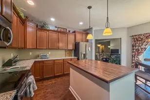 3907 Boulder Ridge Dr, Champaign, IL 61822 - Photo 12