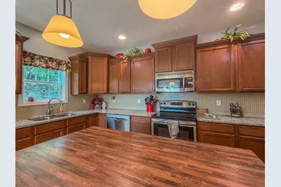 3907 Boulder Ridge Drive, Champaign, IL 61822 - Photo 10