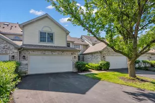 5454 Ashbrook Pl, Downers Grove, IL 60515 - Photo 1