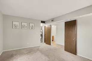 1619 Richmond Cir, Joliet, IL 60435 - Photo 10
