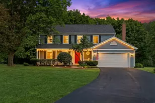 827 Hartford Dr, Gurnee, IL 60031 - Photo 2