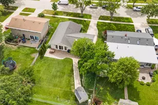1755 Monticello Rd, Hoffman Estates, IL 60169 - Photo 30