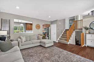 1000 Timberwood Ln, Algonquin, IL 60102 - Photo 4
