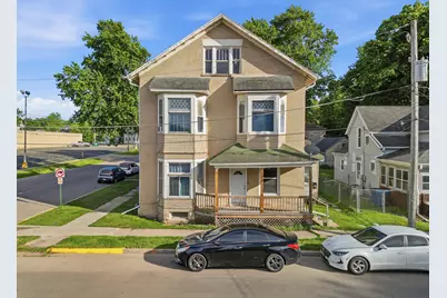 305 Monroe Avenue, Dixon, IL 61021 - Photo 2