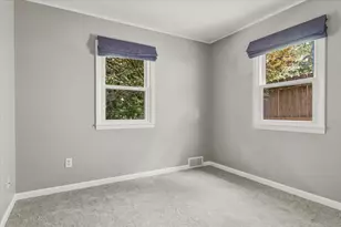1309 Eastholme Ave, Bloomington, IL 61701 - Photo 10