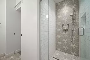 819 W Junior Terrace, Chicago, IL 60613 - Photo 52
