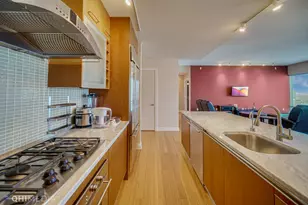 340 E Randolph St, Chicago, IL 60601 - Photo 14