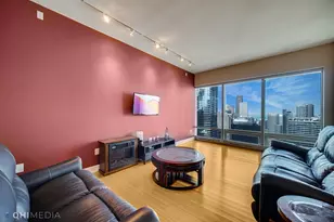 340 E Randolph St, Chicago, IL 60601 - Photo 8