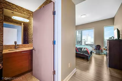 340 E Randolph Street #4804, Chicago, IL 60601 - Photo 20