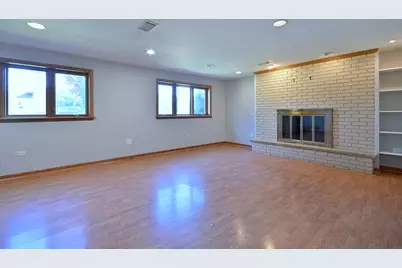 921 Greendale Avenue, Park Ridge, IL 60068 - Photo 4