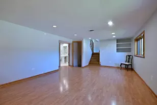 921 Greendale Ave, Park Ridge, IL 60068 - Photo 36