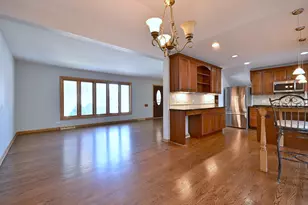 921 Greendale Ave, Park Ridge, IL 60068 - Photo 18