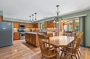 2433 Smalley Ct, West Dundee, IL 60118 - Photo 4