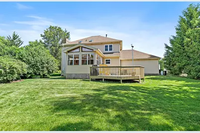 2433 Smalley Court, West Dundee, IL 60118 - Photo 2