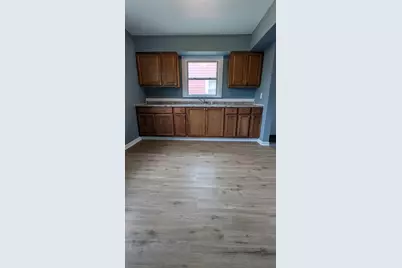 14136 S Hoxie Avenue, Burnham, IL 60633 - Photo 10