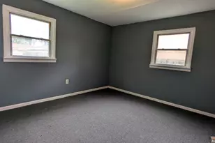 14136 S Hoxie Ave, Burnham, IL 60633 - Photo 8