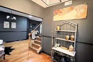 7714 S Marquette Ave, Chicago, IL 60649 - Photo 2