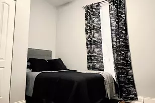 7714 S Marquette Ave, Chicago, IL 60649 - Photo 18
