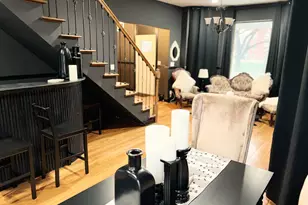 7714 S Marquette Ave, Chicago, IL 60649 - Photo 4
