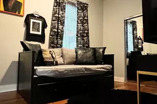 7714 S Marquette Ave, Chicago, IL 60649 - Photo 8