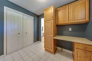 317 Wooded Knoll Dr, Cary, IL 60013 - Photo 14