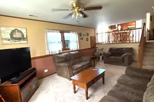 510 Dunbar St, Beecher, IL 60401 - Photo 4