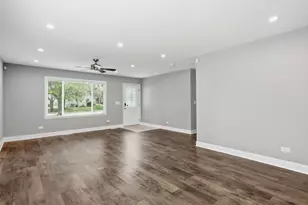 416 Ingleside Dr, Bolingbrook, IL 60490 - Photo 4