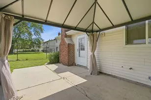 416 Ingleside Dr, Bolingbrook, IL 60490 - Photo 22