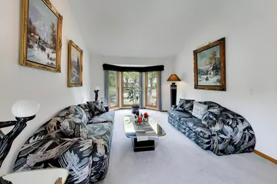 245 Southfield Drive, Vernon Hills, IL 60061 - Photo 6