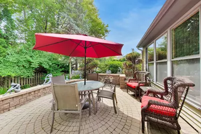 245 Southfield Drive, Vernon Hills, IL 60061 - Photo 40
