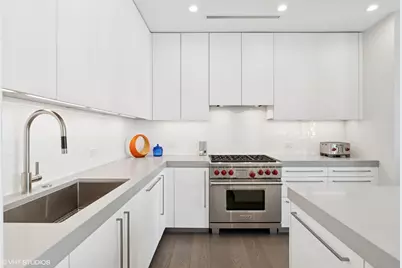 403 N Wabash Street #15B, Chicago, IL 60611 - Photo 8