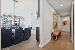 403 N Wabash St, Chicago, IL 60611 - Photo 14