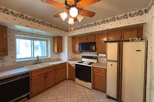 831 S Dwyer Ave, Arlington Heights, IL 60005 - Photo 10