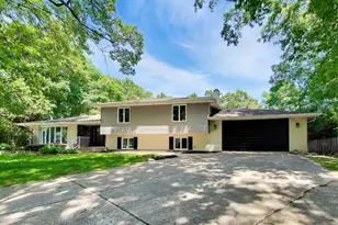16W250 93rd Pl, Burr Ridge, IL 60527 - Photo 1